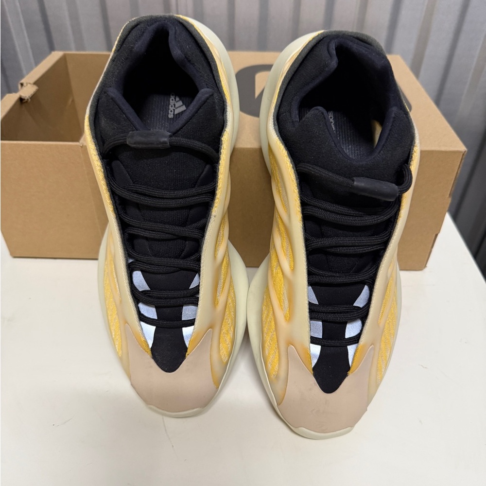NWOT Adidas Yeezy Yellow and Black Sneakers comes with box